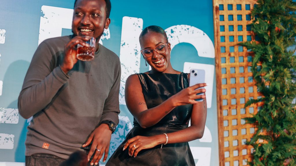 Cocktails, Beats, and Grooves at The Big Meeting – Sqoop