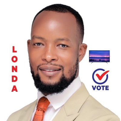 Hon Luzzi , Sarah is Tall – Sqoop