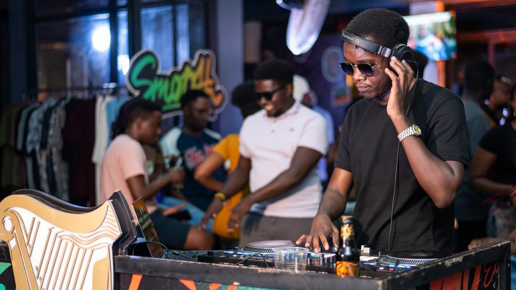 Pass the Aux Turns Meraki Karting into a fashion and music playground – Sqoop