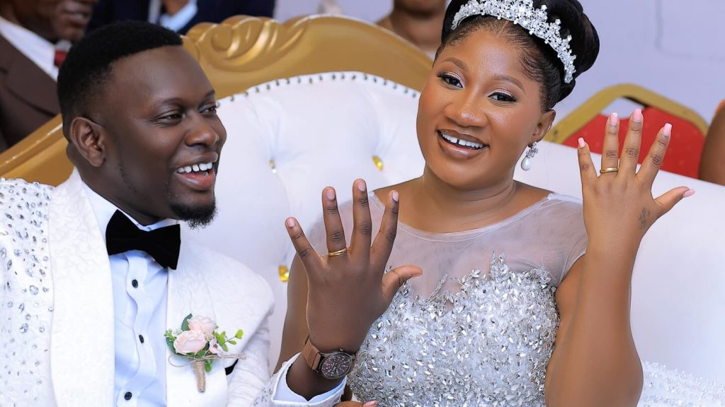 Singer Chosen Becky seals love story with civil wedding – Sqoop